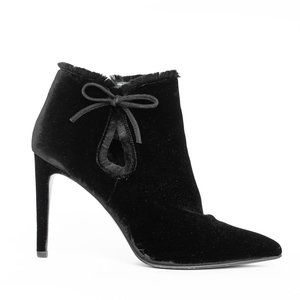 Stuart Weitzman Velvet Boots- Size 8
